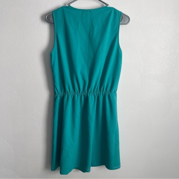 Market and Spruce Green Sleeveless Dress size medium Stitchfix - Picture 2 of 7